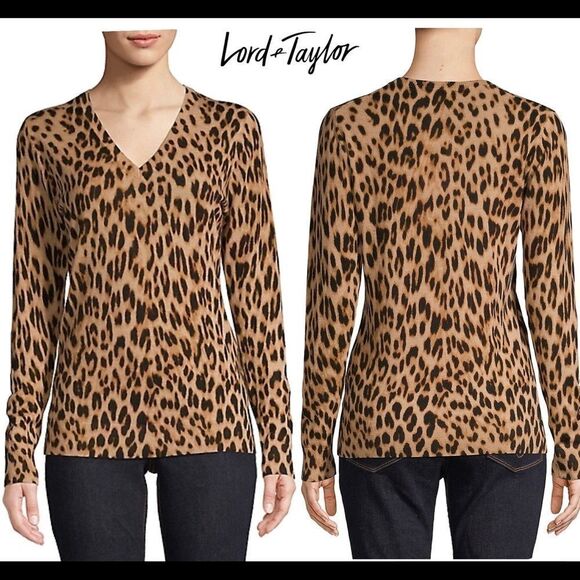 𝅺LORD & Taylor
Leopard-Print Merino Wool V-Neck Sweater size small - Picture 1 of 16